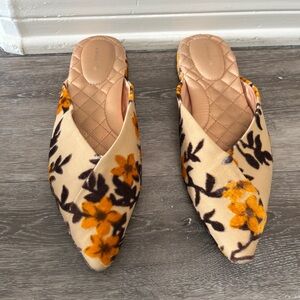 Birdies Marigold 7.5